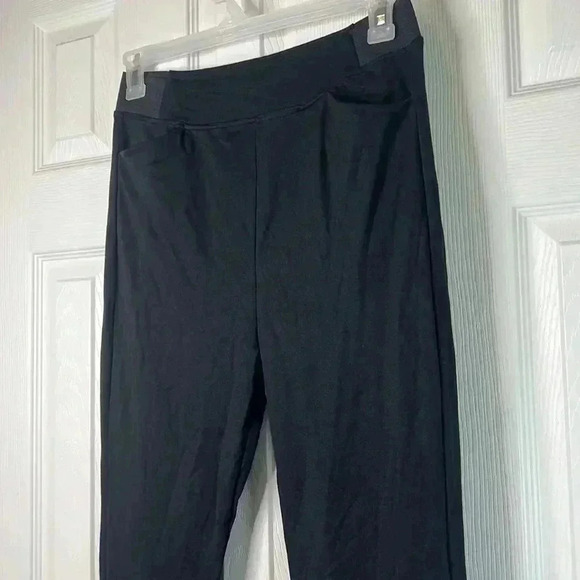 A New Day Women's High Waisted Ponte Flare Leggings with Pockets - Picture 5 of 13